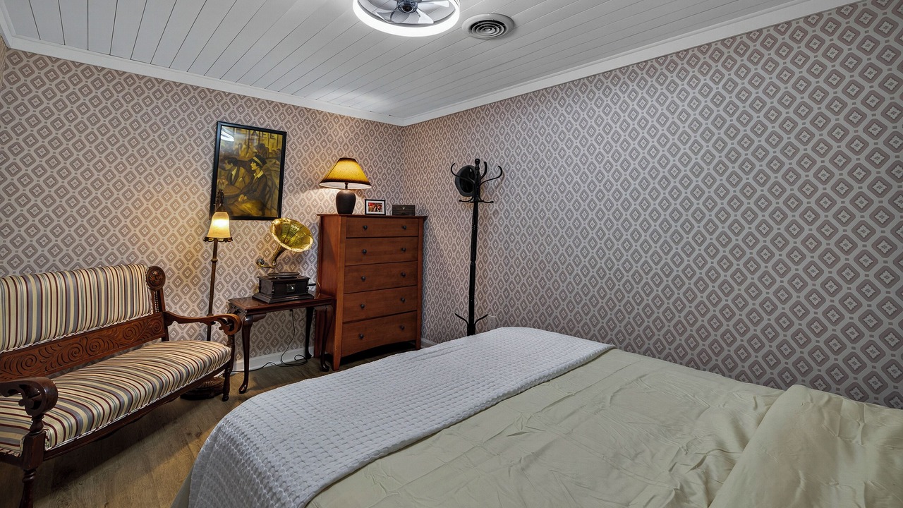 Photo of Bedroom in Covington