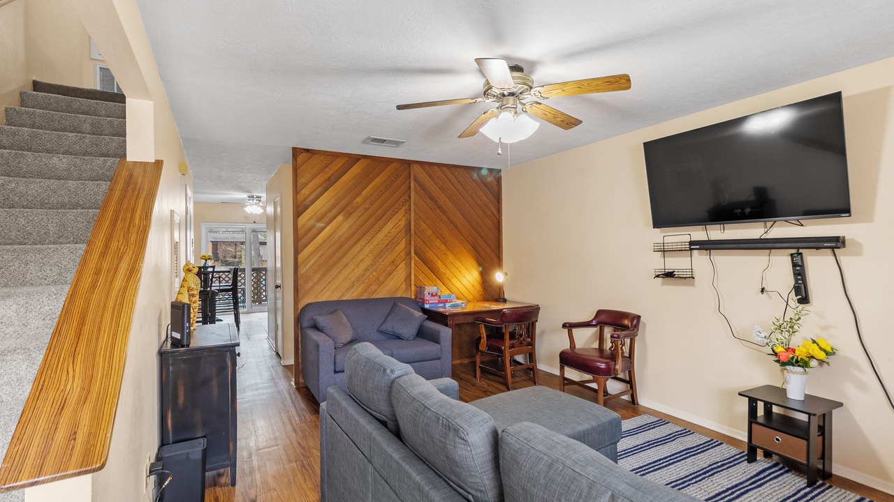 Photo of Livingroom in Huntsville