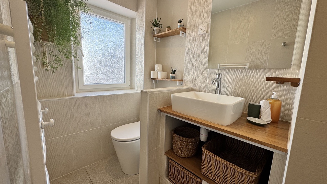Photo of Bathroom in Chessy