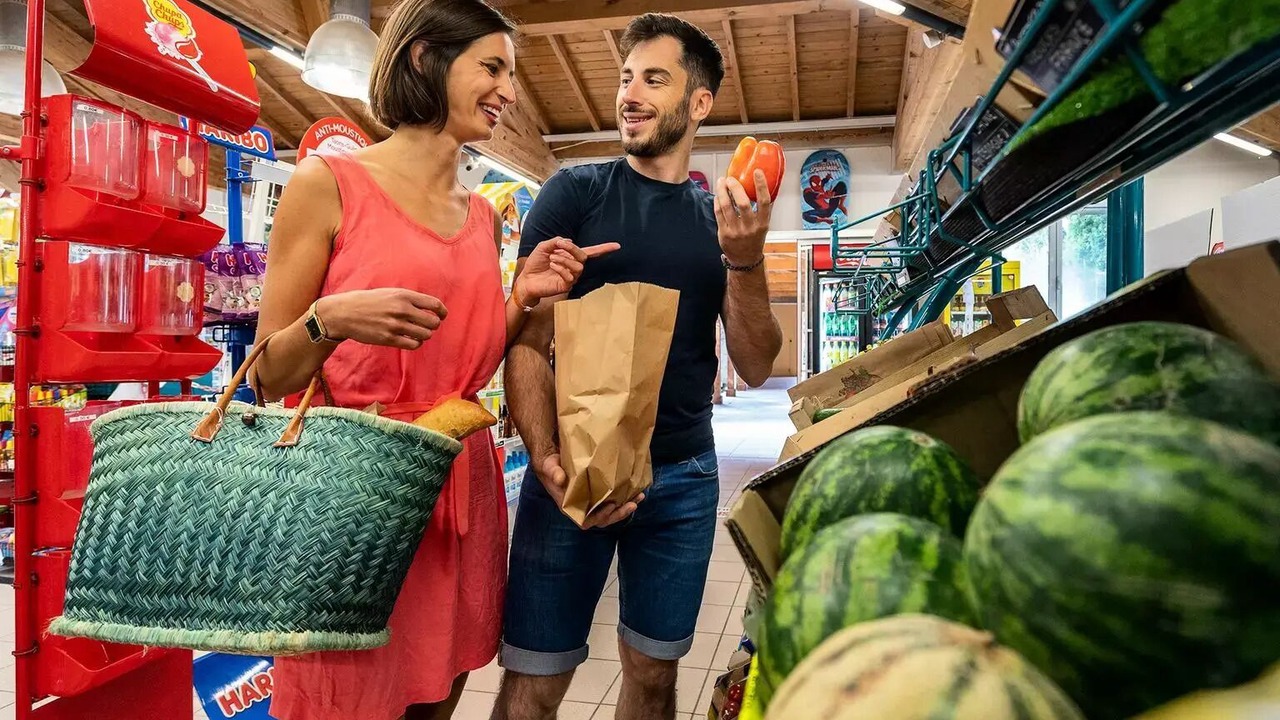 Photo of Others in Maupertus-sur-Mer