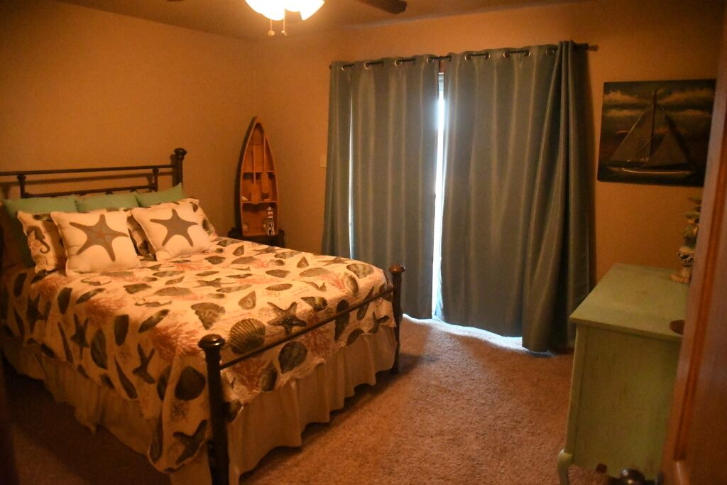 Photo of Bedroom in Texanna
