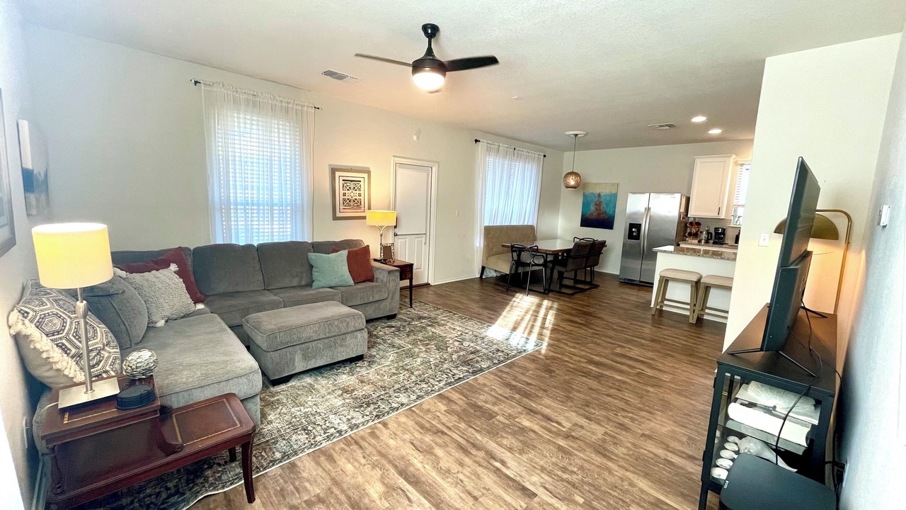 Photo of Livingroom in Leander