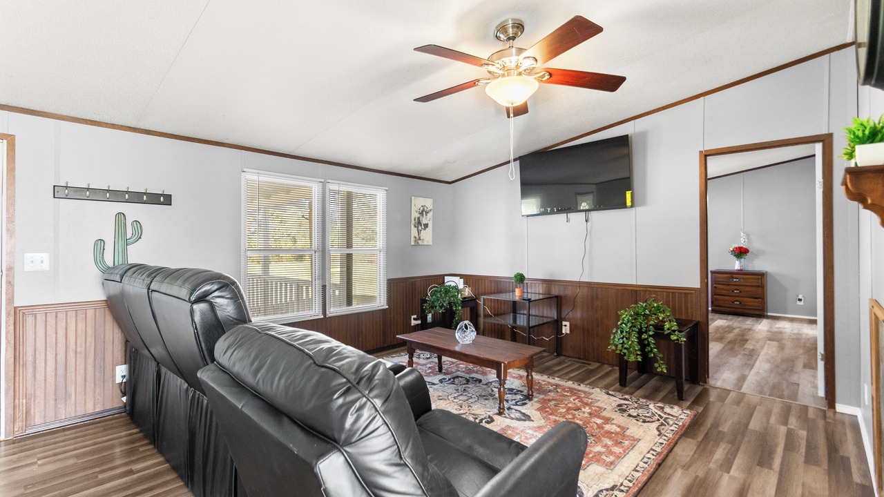 Photo of Livingroom in Huntsville