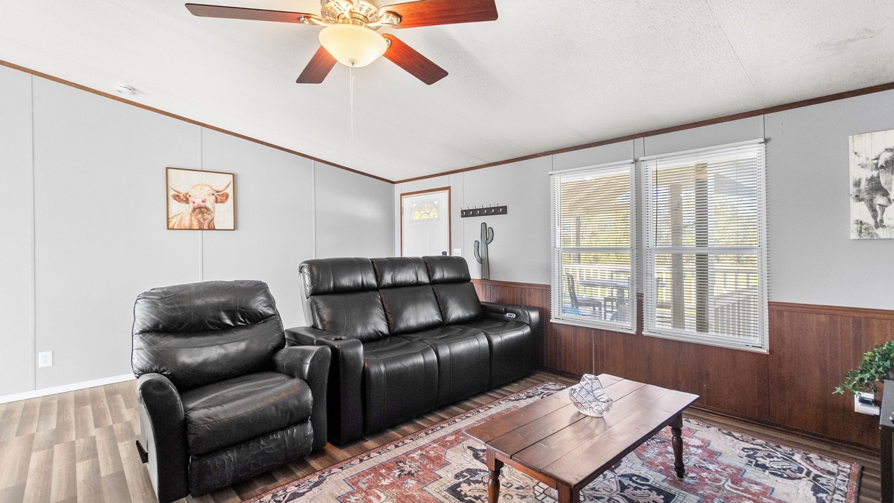 Photo of Livingroom in Huntsville