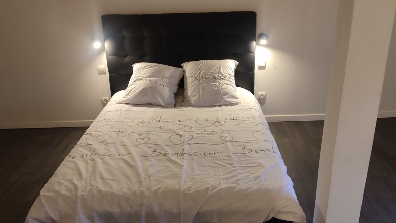 Photo of Bedroom in Trevron