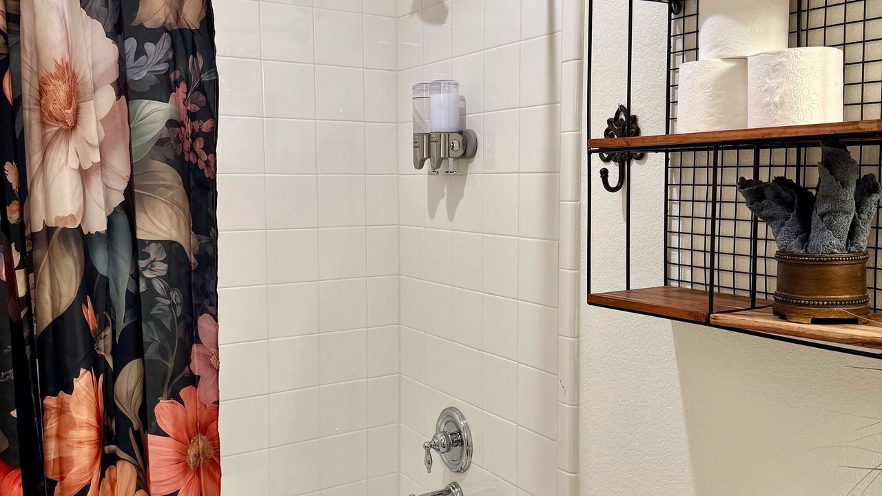 Photo of Bathroom in Murphy
