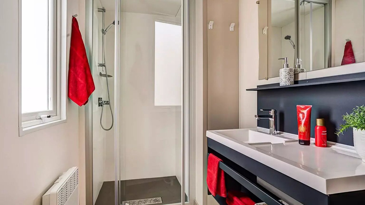 Photo of Bathroom in Saint-Regnobert-de-la-Cote-de-Nacre