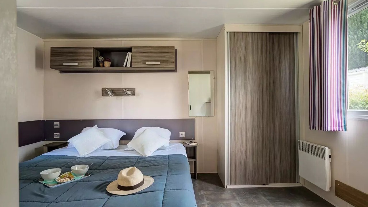 Photo of Bedroom in Maisons-Laffitte