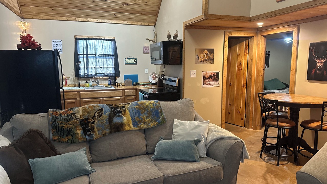Photo of Livingroom in Powell