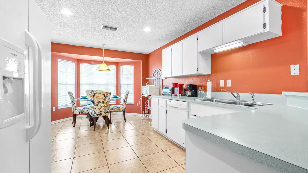 Photo of Kitchen in Berkeley Manor