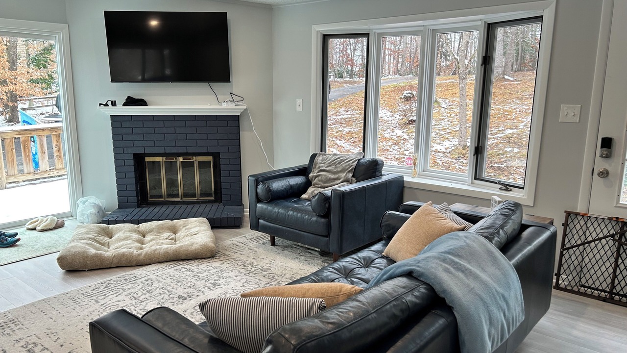 Photo of Livingroom in Blue Water