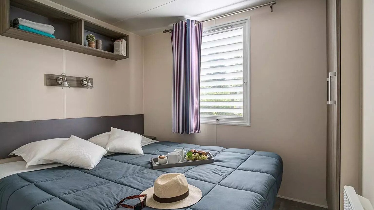 Photo of Bedroom in Maisons-Laffitte