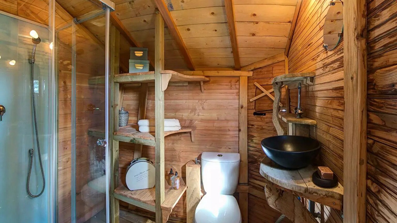 Photo of Bathroom in Maisons-Laffitte