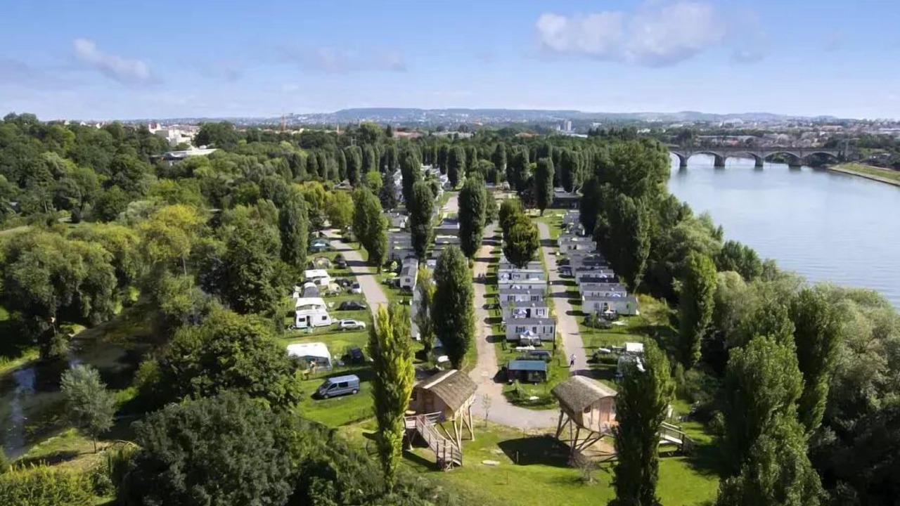 Photo of Outdoor in Maisons-Laffitte