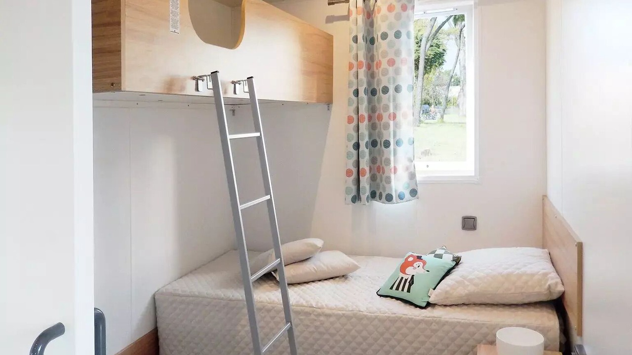 Photo of Bedroom in Maisons-Laffitte