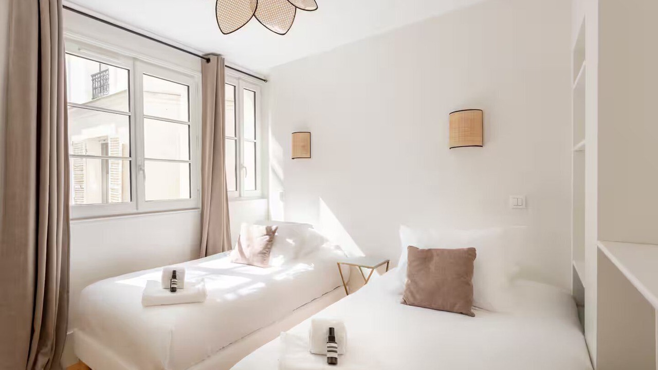 Photo of Bedroom in Notre-Dame-des-Champs