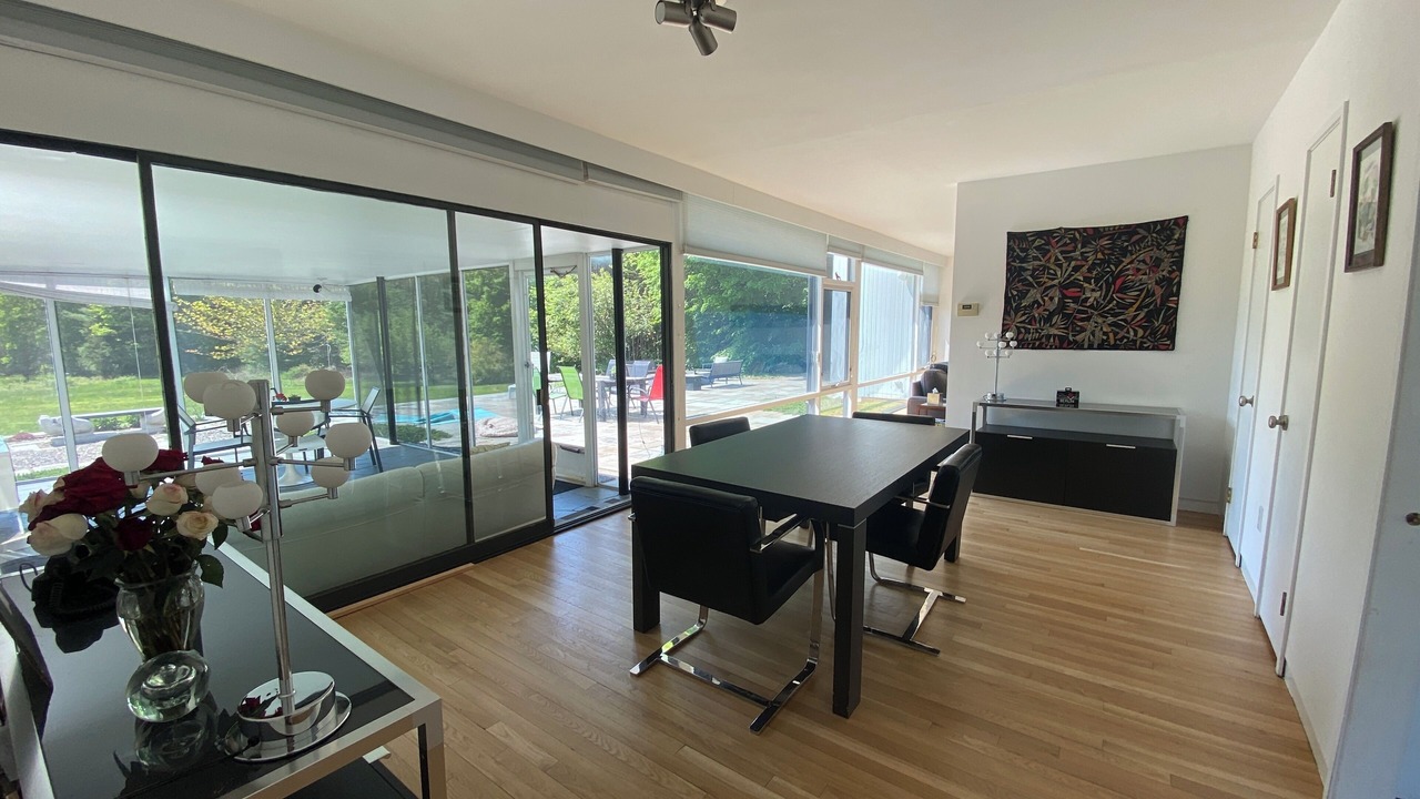 Photo of Others in Bedford