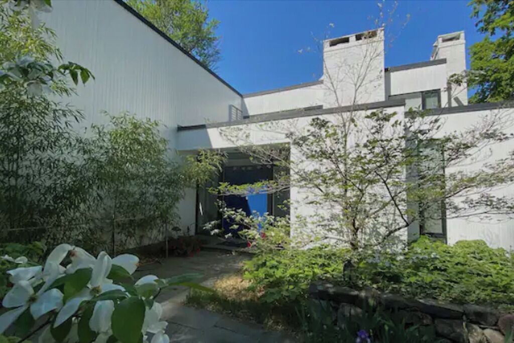 Photo of Outdoor in Bedford