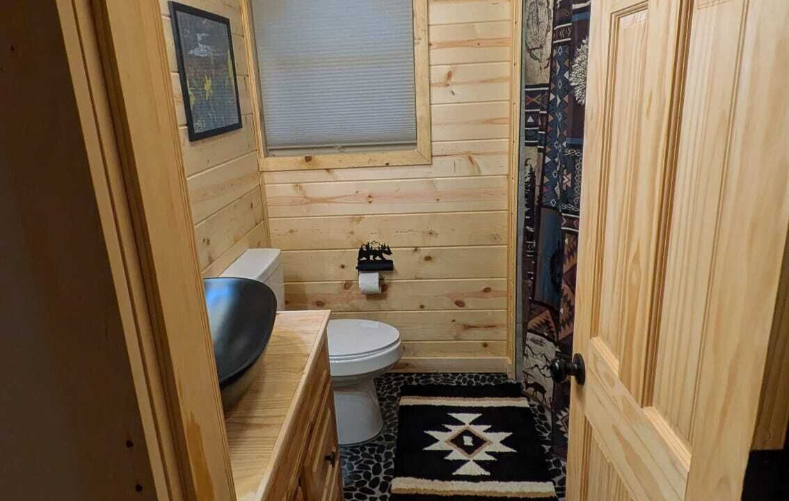 Photo of Bathroom in Cherry Log