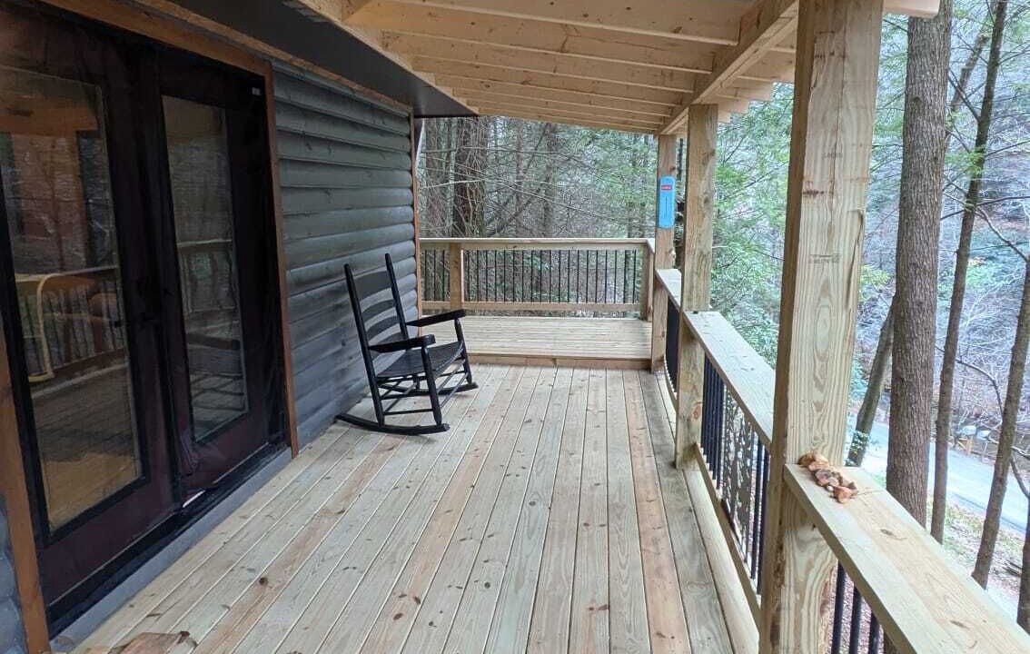 Photo of Patio Balcony in Cherry Log