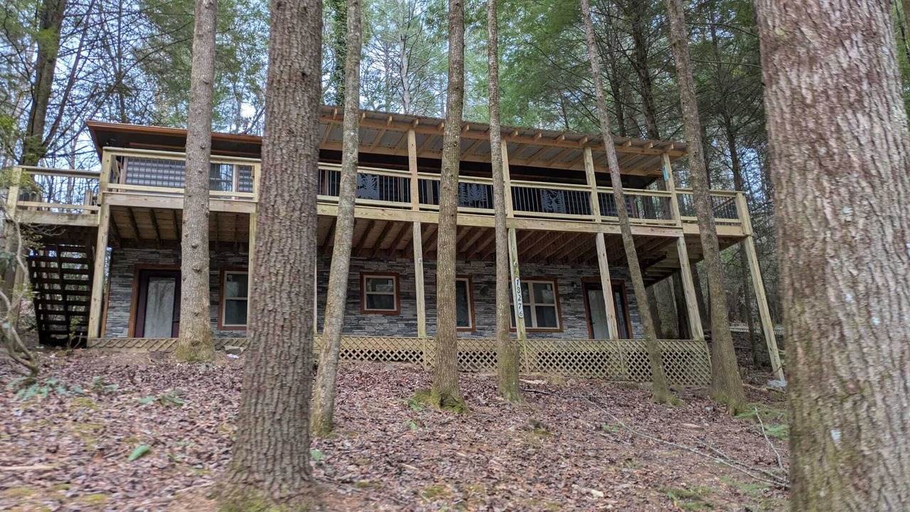 Photo of Outdoor in Cherry Log