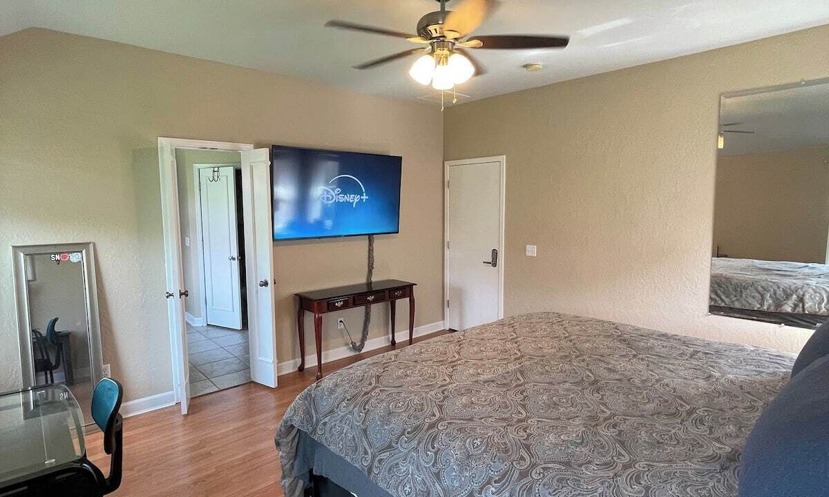 Photo of Bedroom in Moore