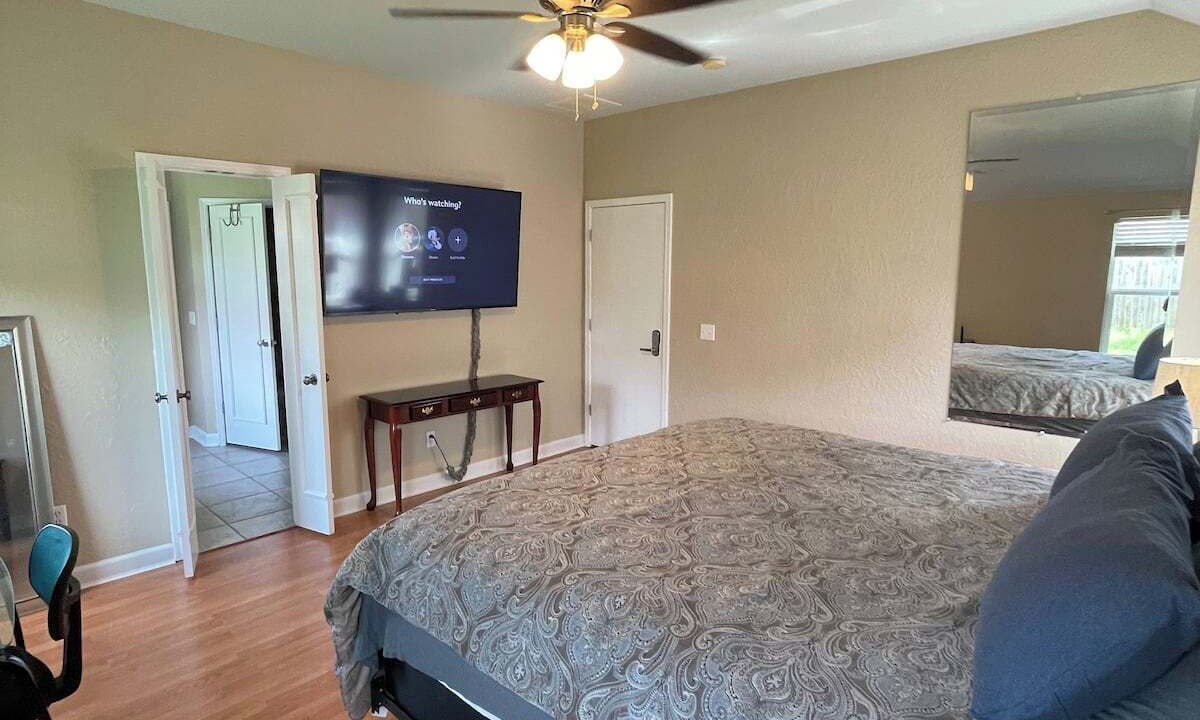 Photo of Bedroom in Moore