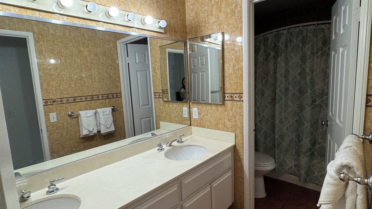 Photo of Bathroom in Moreno Valley