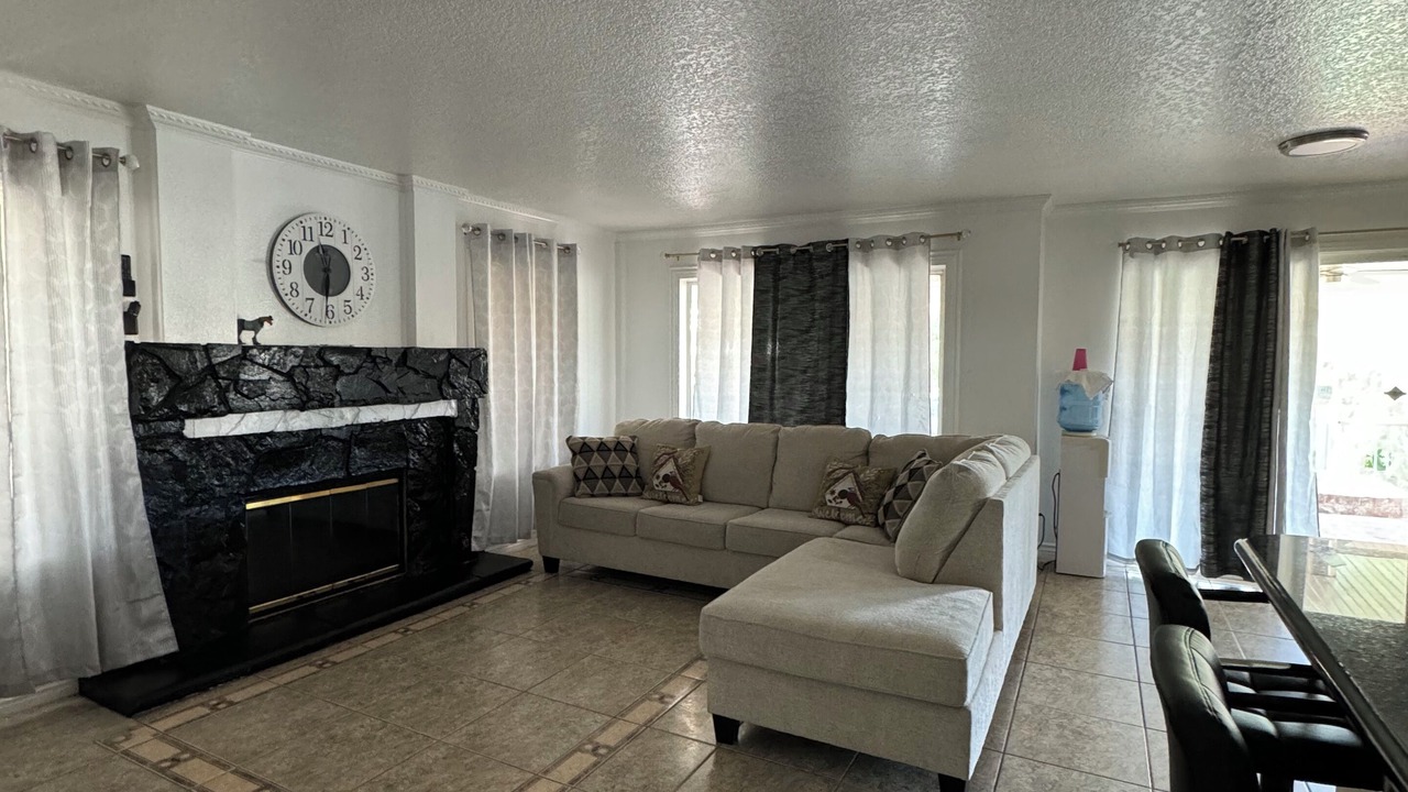 Photo of Livingroom in Moreno Valley