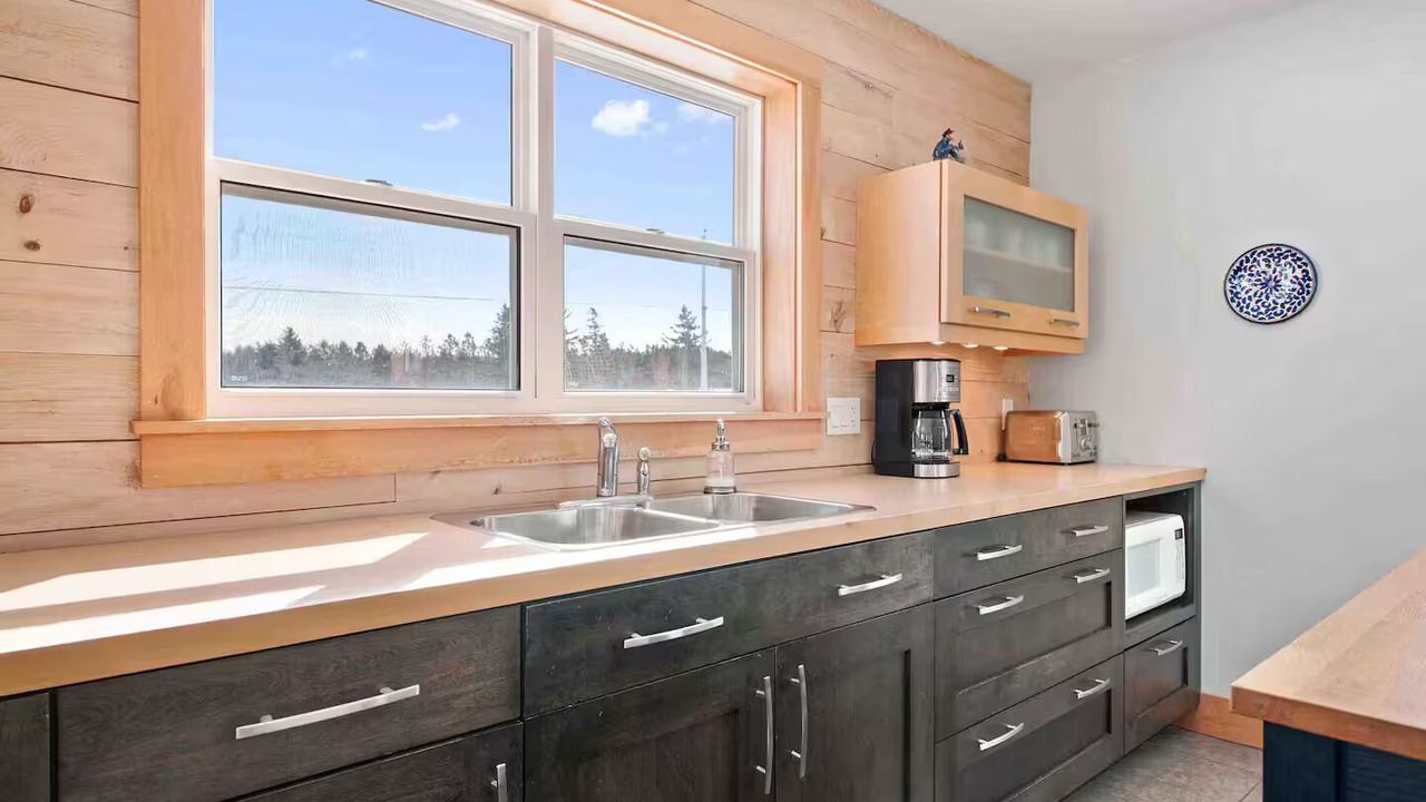 Photo of Kitchen in St-Thomas-de-Kent