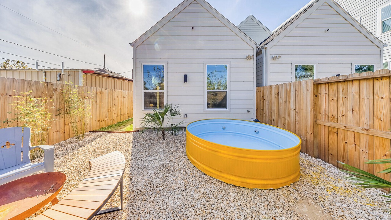 Photo of Outdoor in Northside