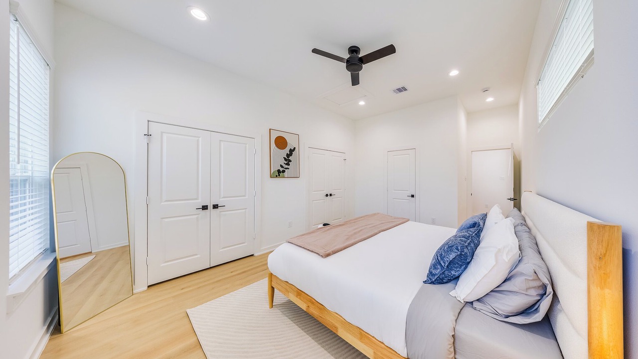 Photo of Bedroom in Northside