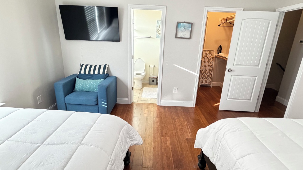 Photo of Bedroom in Northeast Virginia Beach