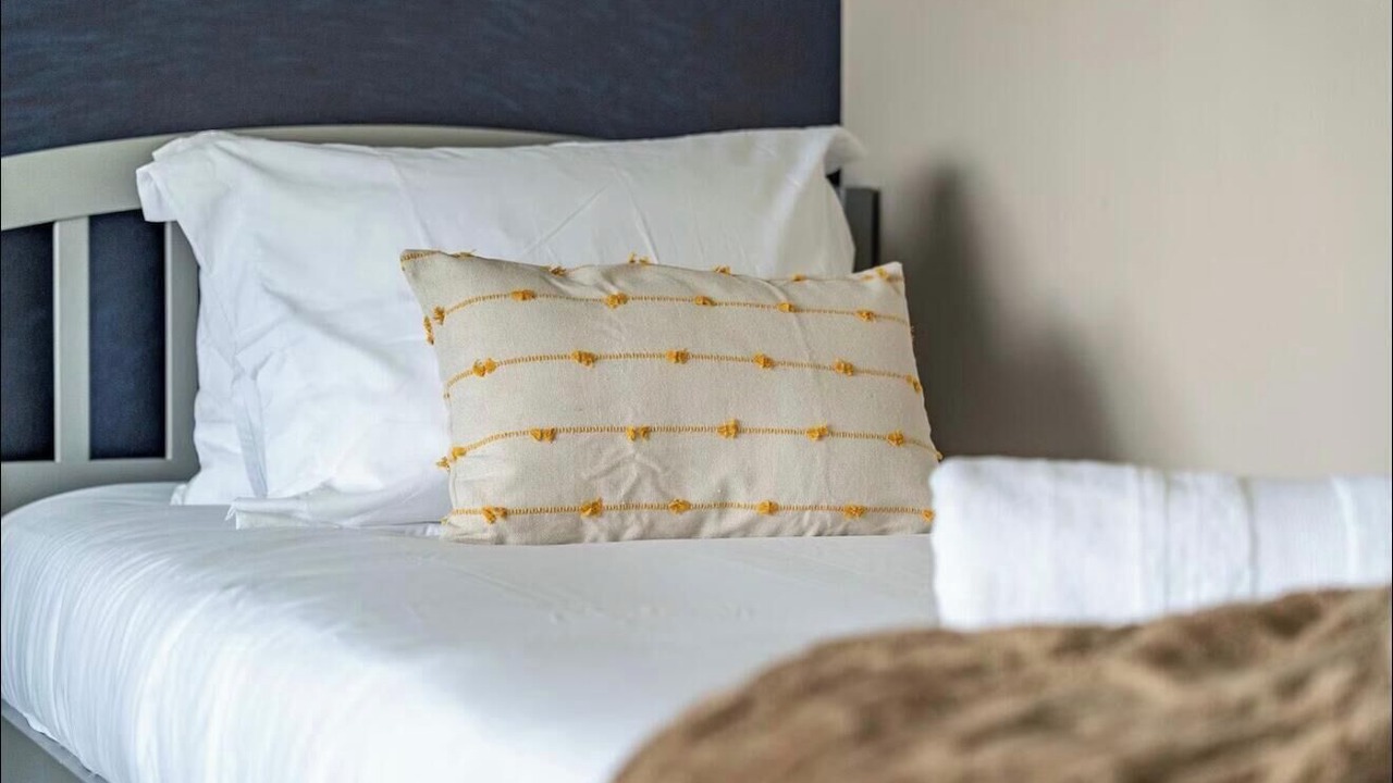Photo of Bedroom in Bay Crest Park