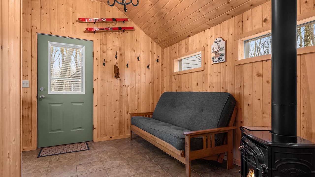 Photo of Livingroom in Briar Crest Woods