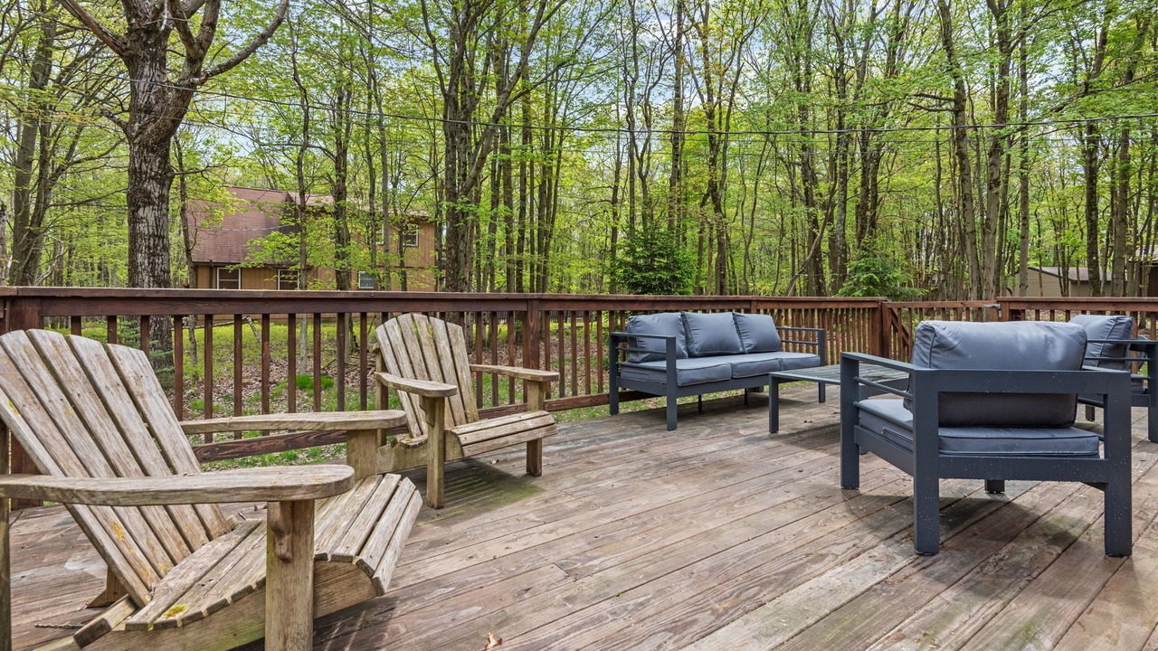 Photo of Patio Balcony in Briar Crest Woods