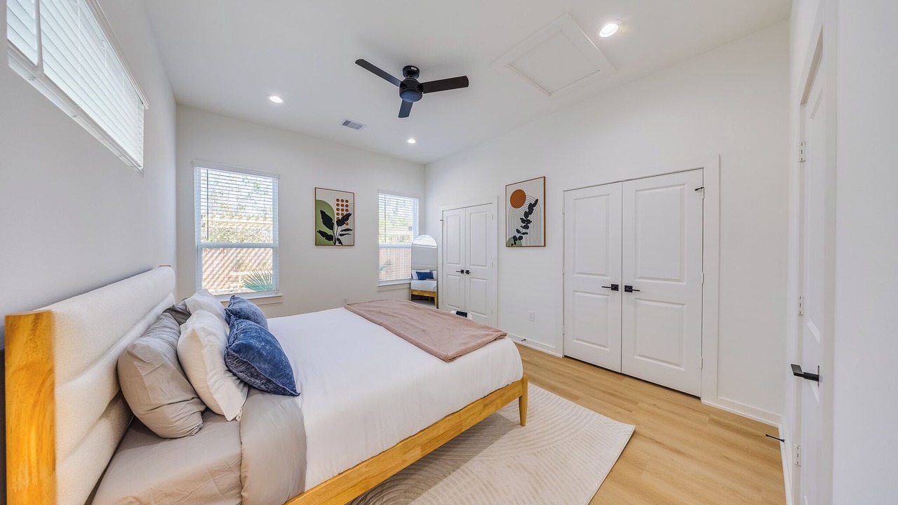 Photo of Bedroom in Northside