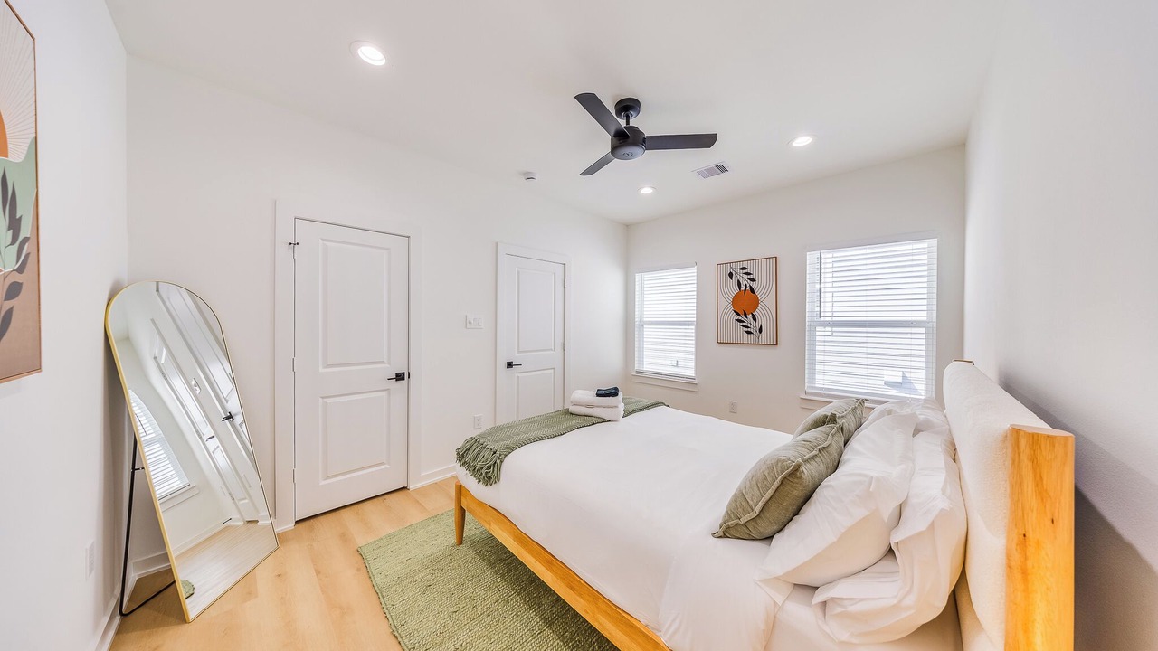 Photo of Bedroom in Northside