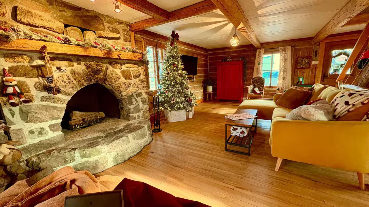 Photo of Livingroom in Saint Jean Port Joli