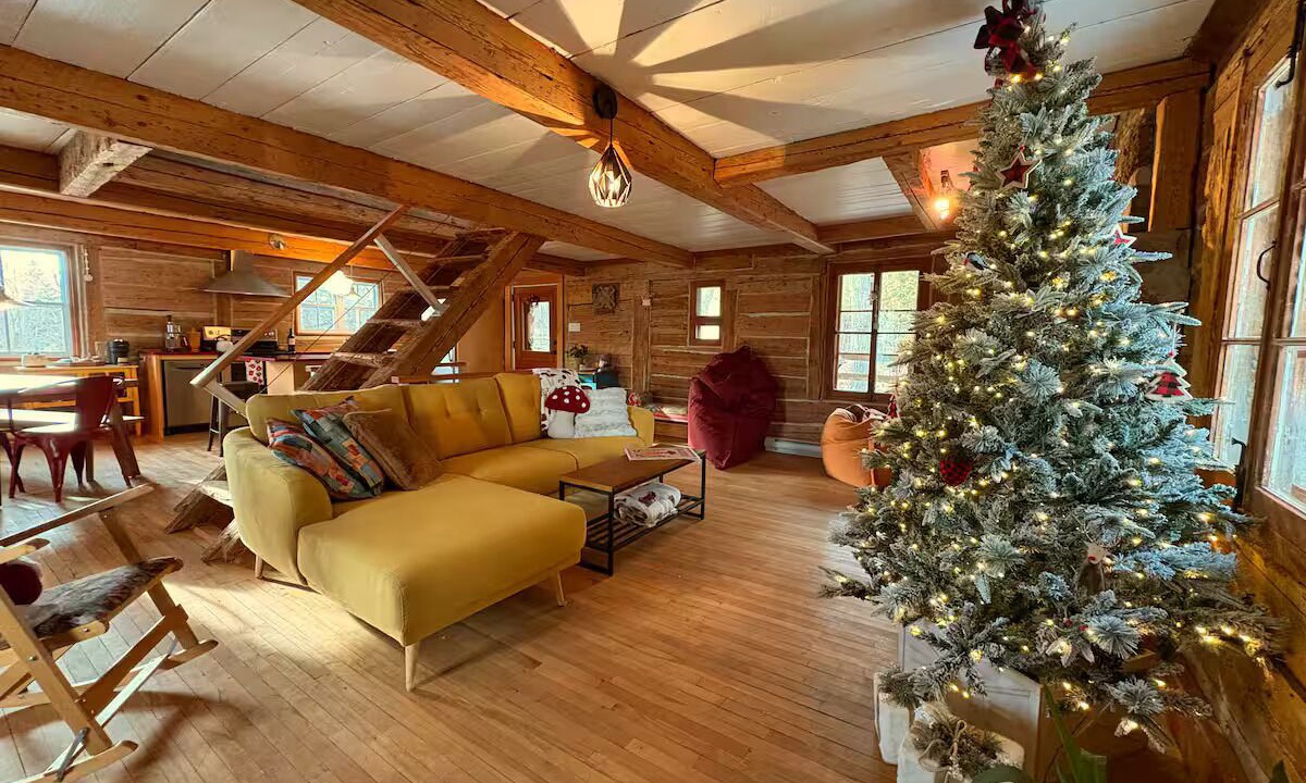 Photo of Livingroom in Saint Jean Port Joli