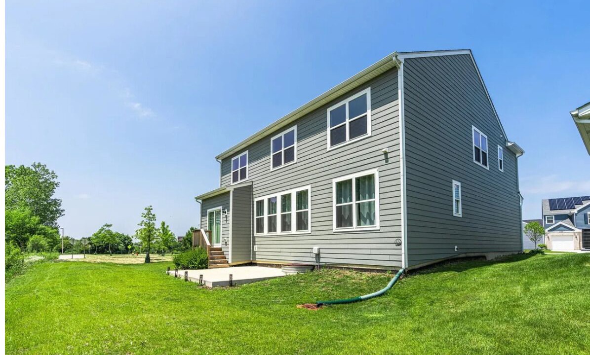 Photo of Outdoor in Bloomingdale