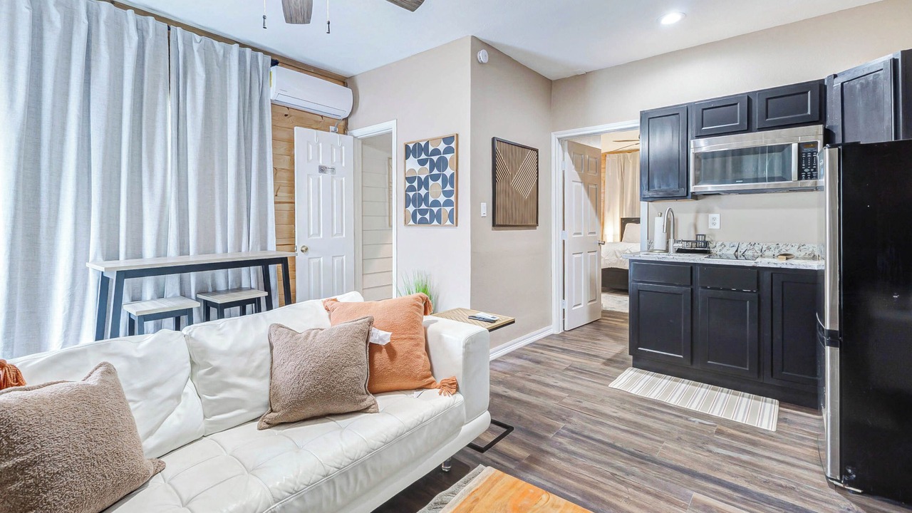 Photo of Livingroom in Houston