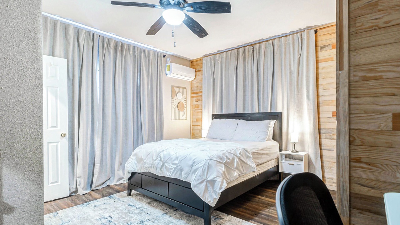 Photo of Bedroom in Houston