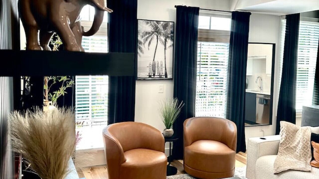 Photo of Livingroom in Garden Hills