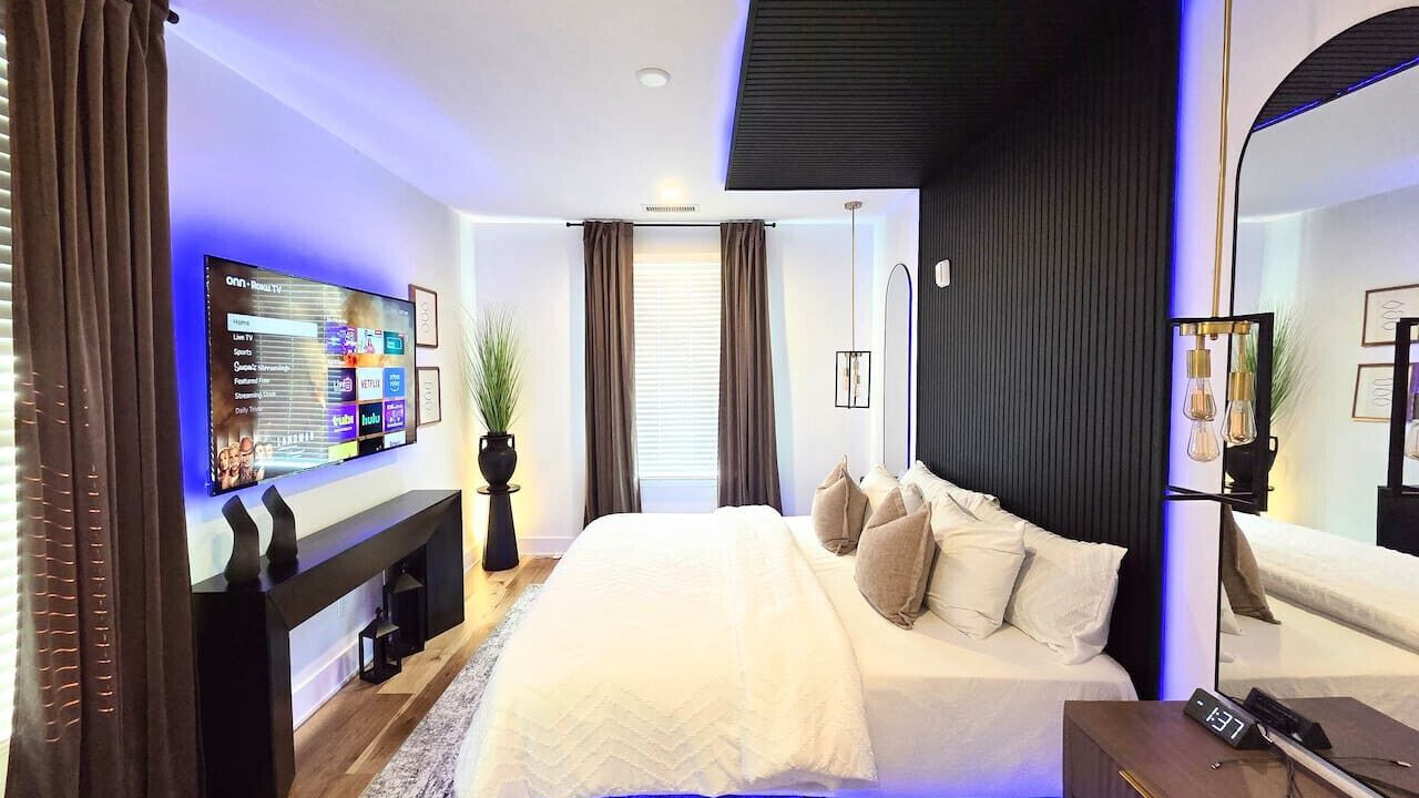 Photo of Bedroom in Garden Hills