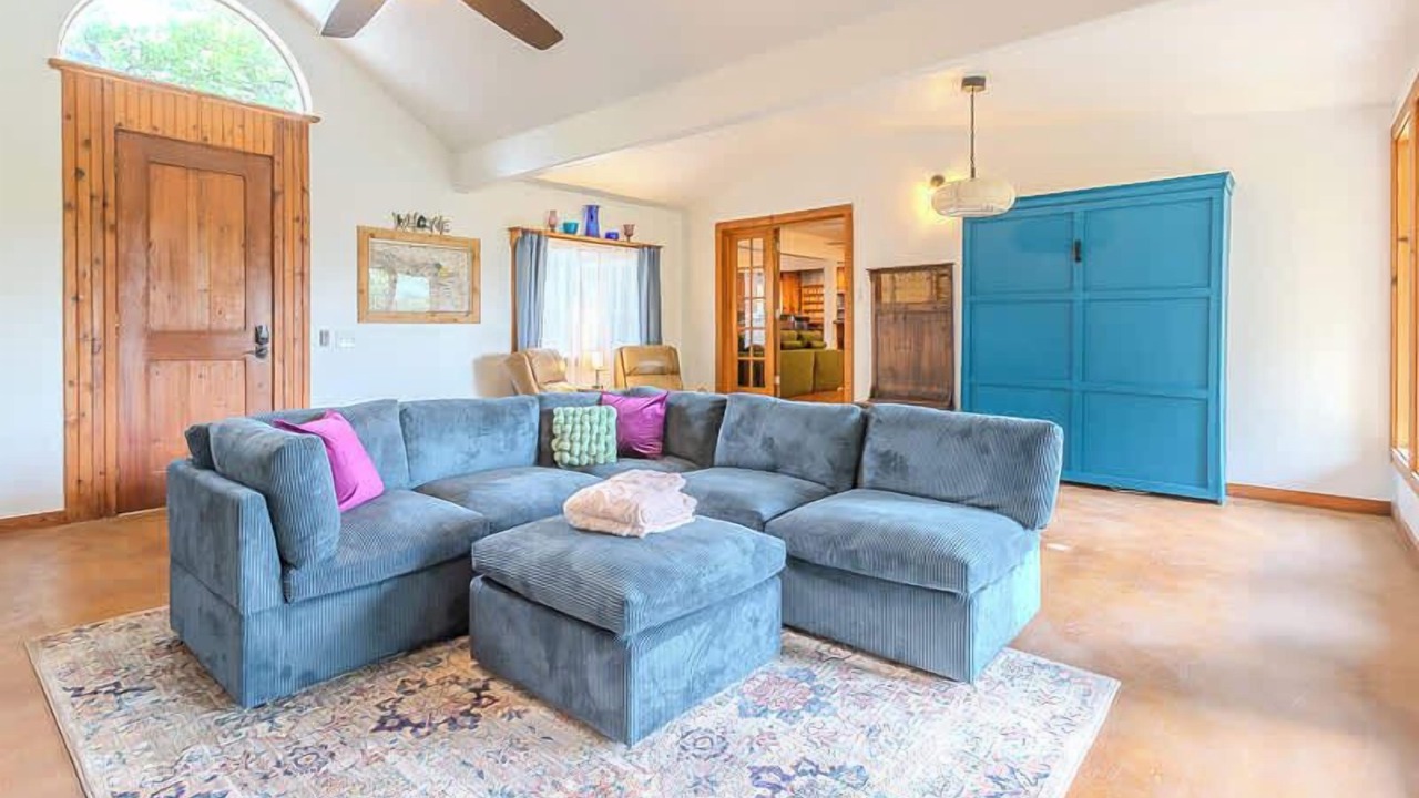 Photo of Livingroom in Medicine Park