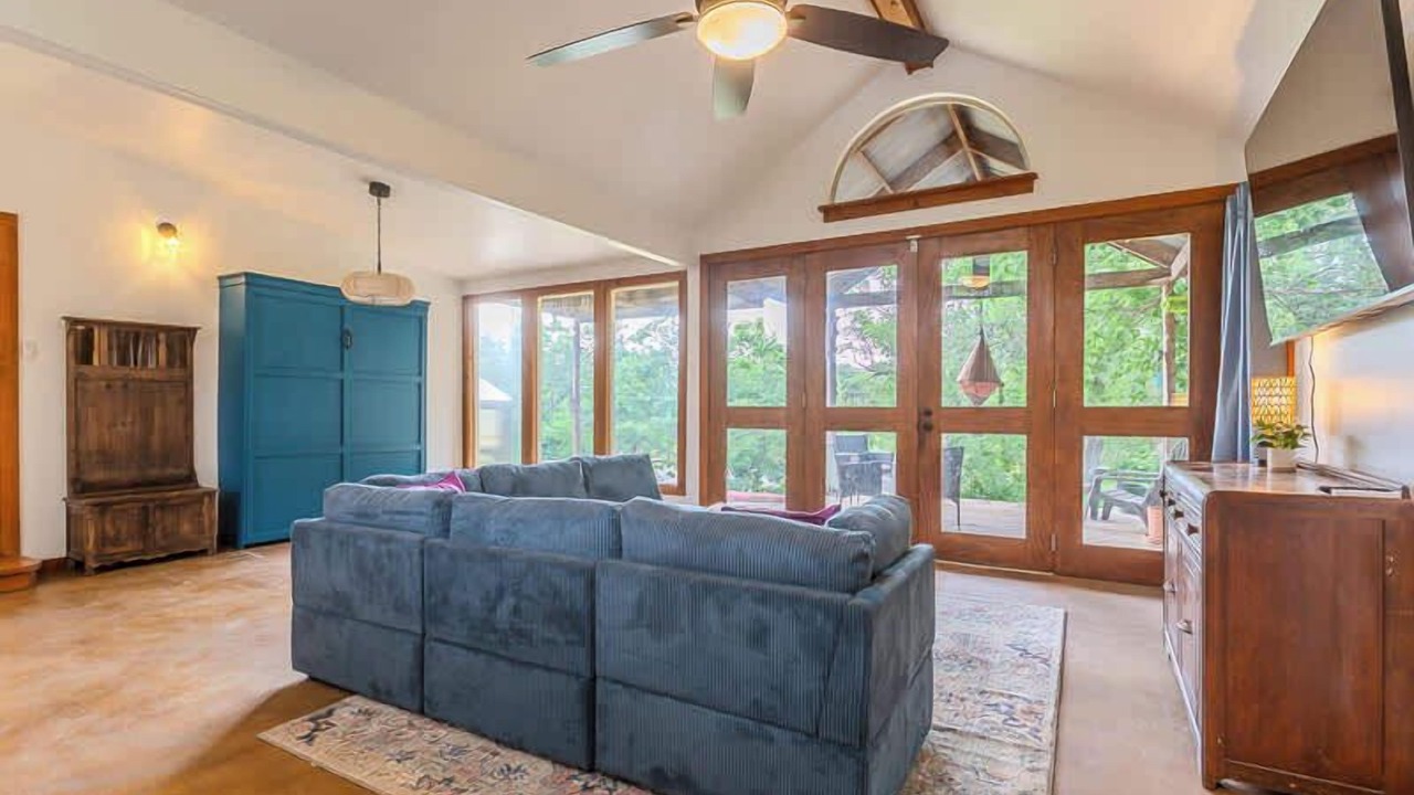 Photo of Livingroom in Medicine Park