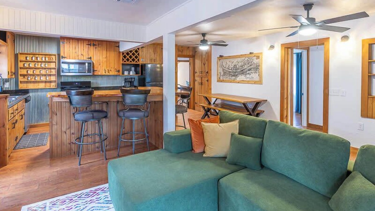 Photo of Livingroom in Medicine Park