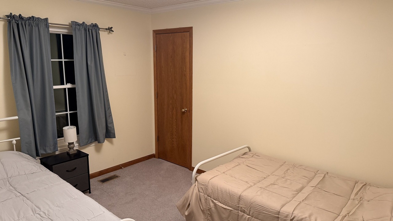 Photo of Bedroom in Waldron