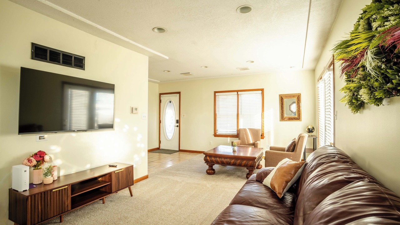 Photo of Livingroom in Mission